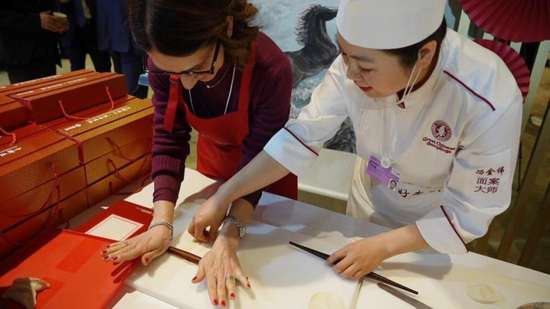 鹤岗喜家德自助水饺