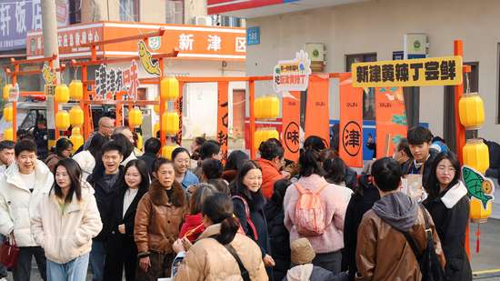 过年去村里旅游