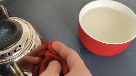 不管热水壶水垢有多厚