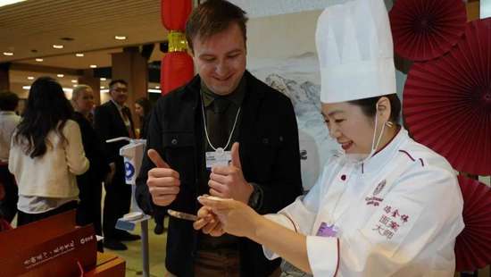 鹤岗喜家德自助水饺