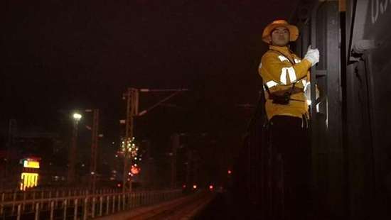 交通技师学院成人礼