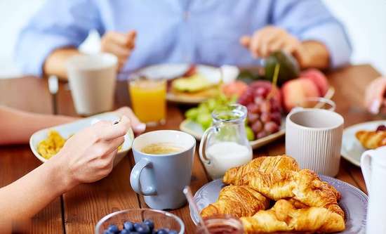 早上九点过吃早餐是不是太晚了