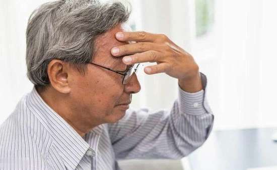 68岁大伯偏瘫事件