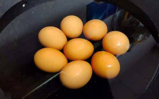 老人老想吃鸡预示着什么