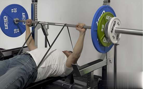 国家举重队训练视频