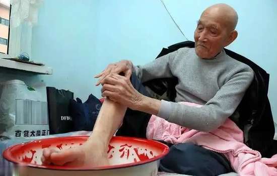 专家讲血栓的症状图片