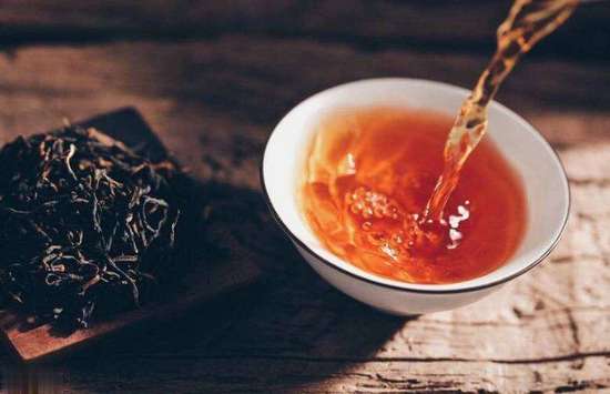 年龄越大越要少喝茶