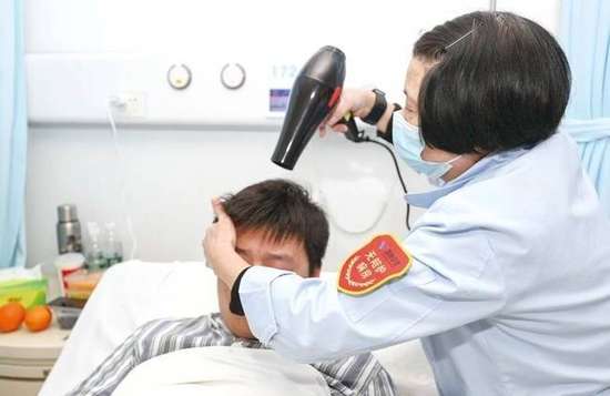 从县医院转到省医院要办什么手续