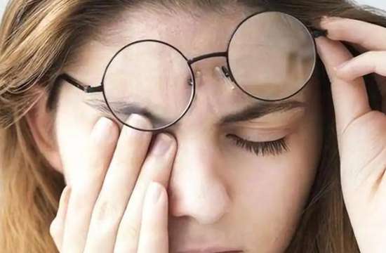 越吃眼睛越舒服的4种食物是什么