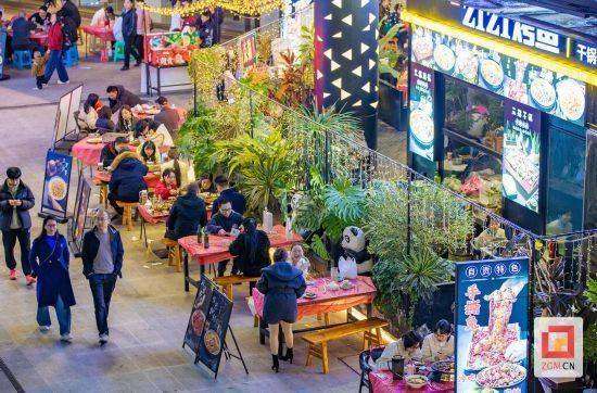 新春走基层服务区的年味盛宴