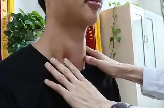 医生劝别人戒烟酒而自己不戒