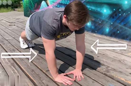 徒手增肌训练计划