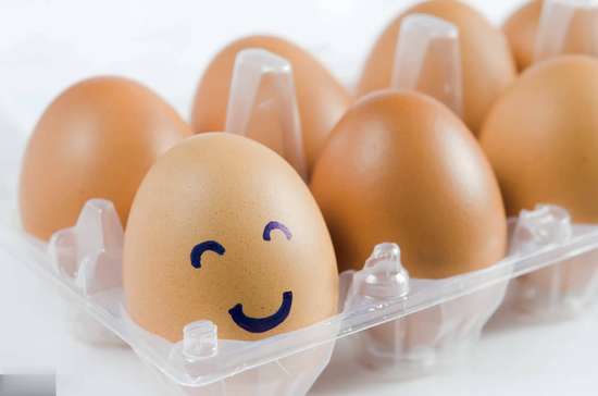 早餐只吃鸡蛋喝牛奶可以吗