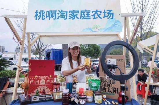 赶大集年轻人的新潮流