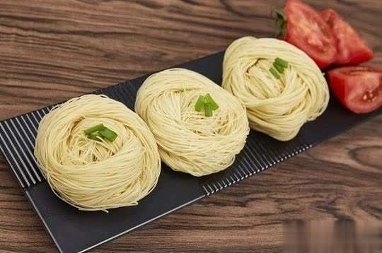 高血压的人经常吃面条可以吗