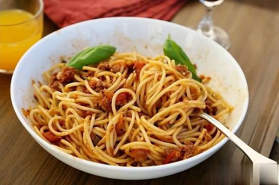 高血压的人经常吃面条可以吗