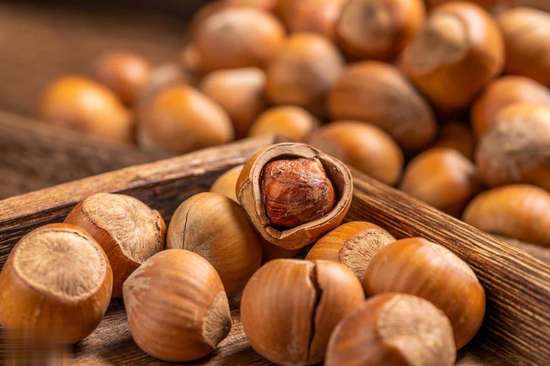 吃坚果杏仁的好处和坏处