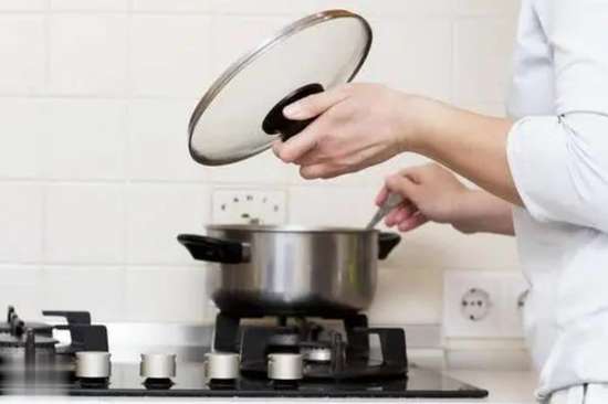 冬季吃萝卜汤有什么好处