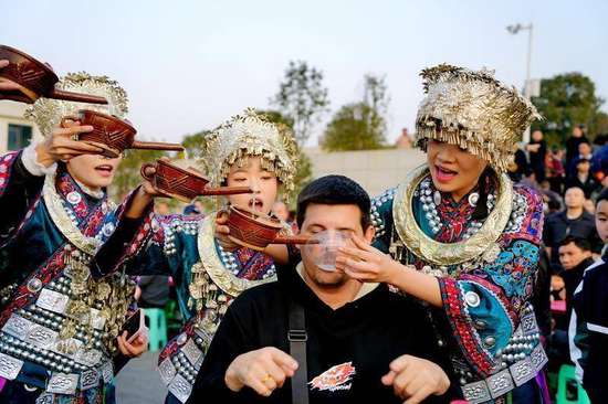 长桌宴座位礼仪