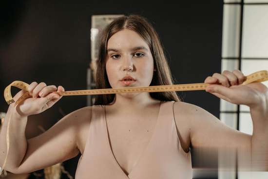 坚持跑步多久能把腹部赘肉减掉