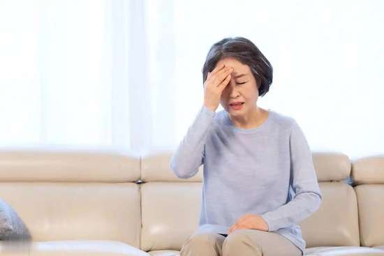 医生发生脑卒中