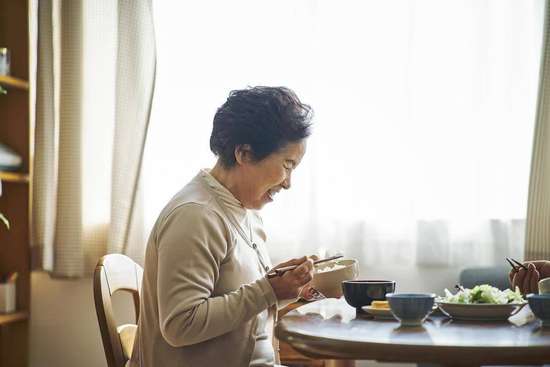 医生苦劝在晚上别吃这3种食物
