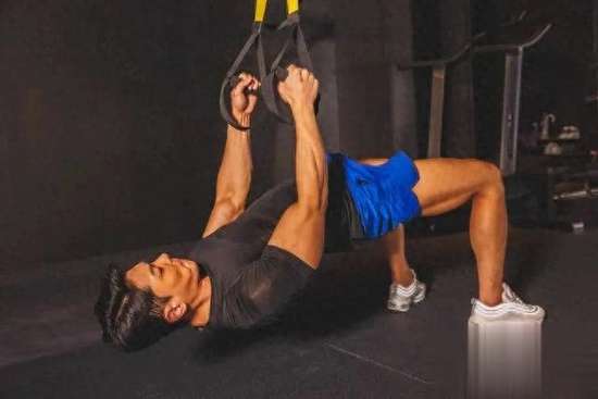 居家练臀不粗腿