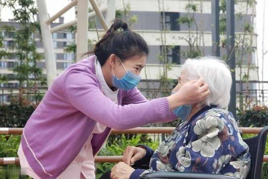 医生出门习惯带口罩