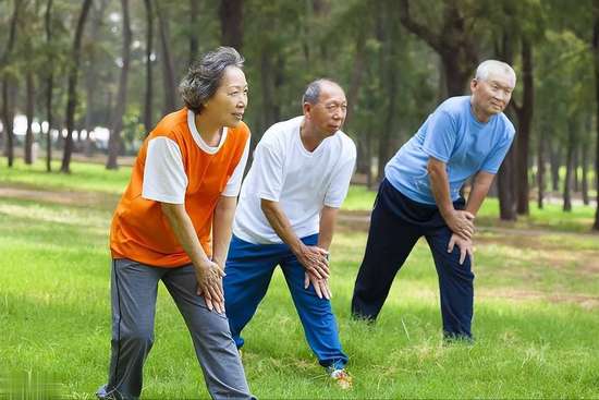 千万别花穷男人的钱忠告