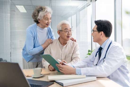 老人低血压吃什么好