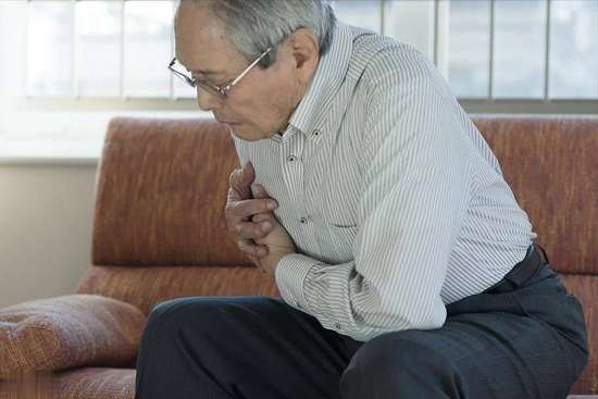 上了年纪的人不适合爬山