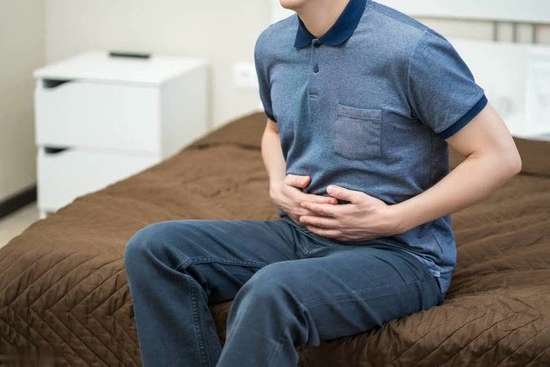 医生告知糖尿病患者坚持吃药