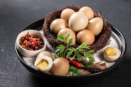 吃了几十年鸡蛋却不知道吃错了