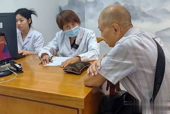 治疗疝气专家讲解