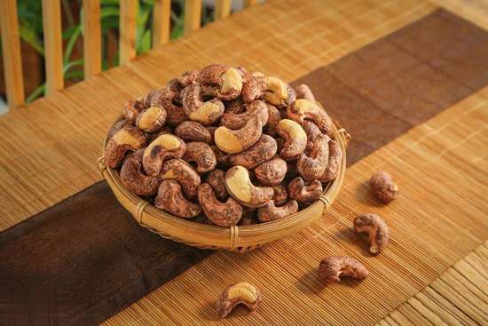 吃坚果杏仁的好处和坏处