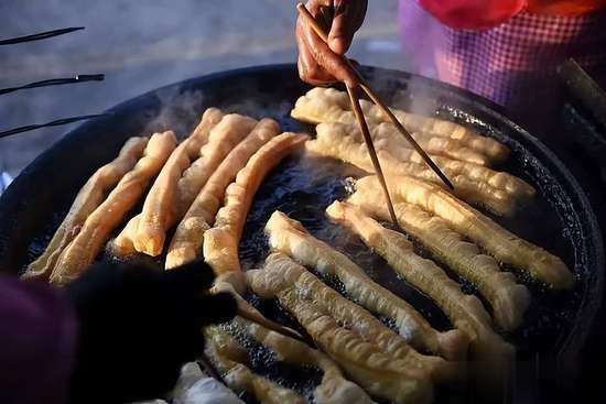 天天吃油条的危害