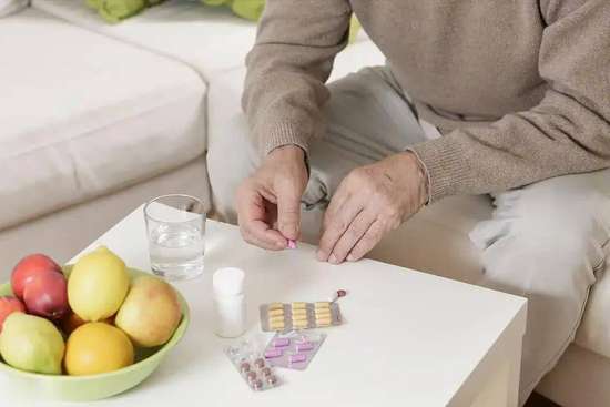 专家讲血栓的症状图片