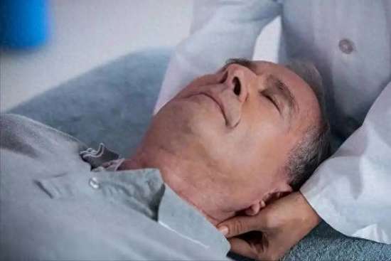 68岁大伯偏瘫事件