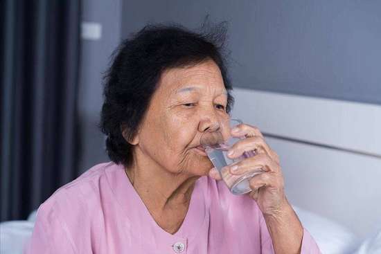 有没有肾结石看看脚就知道了