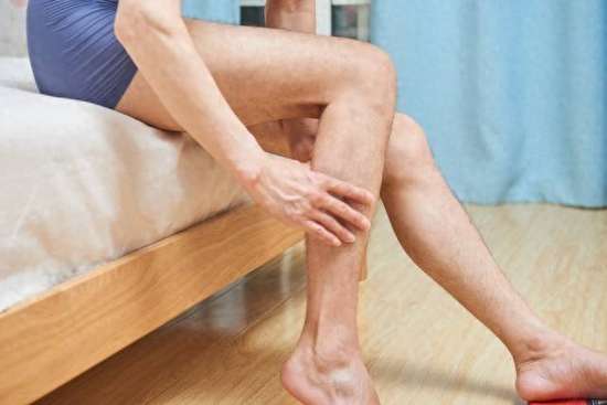 血管堵塞腿部有什么症状