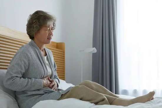 专家发现老人长期不喝酒