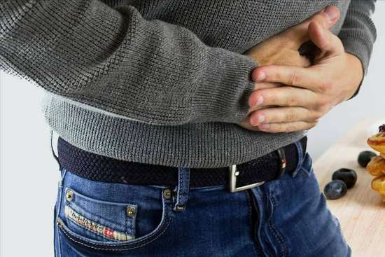 口腔出现五种迹象或是癌症的信号