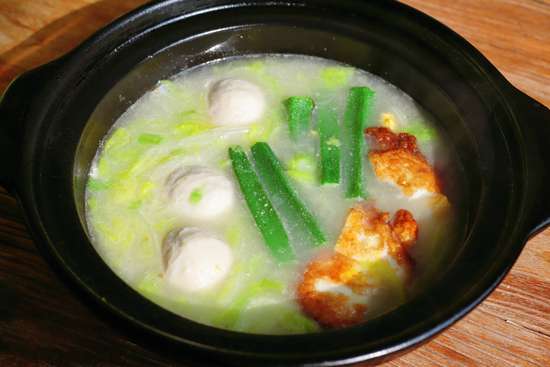 冬天50岁女人穿衣搭配