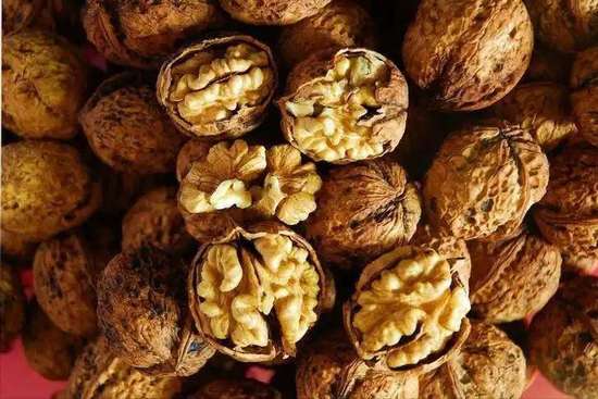 脑梗的人吃核桃有什么好处吗