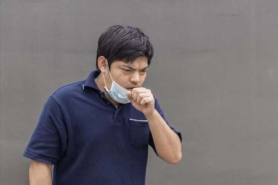 医生出门习惯带口罩