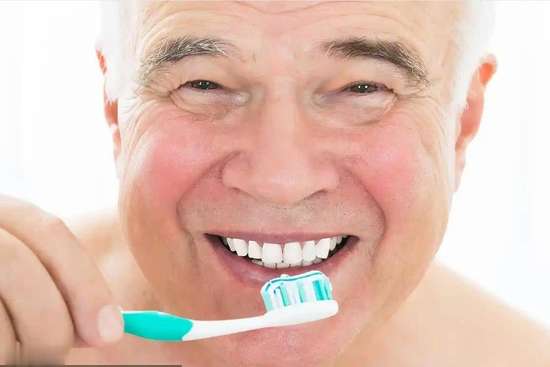 医生说早晚刷牙什么意思