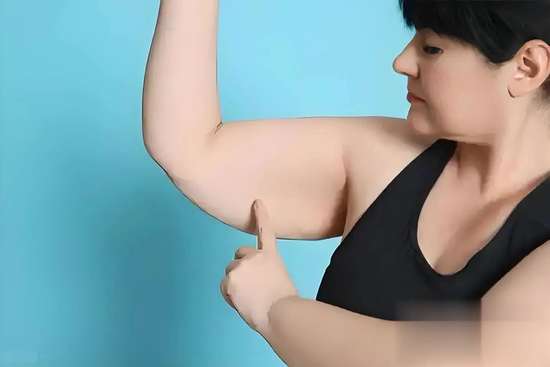 跑步拉伸不粗腿的动作