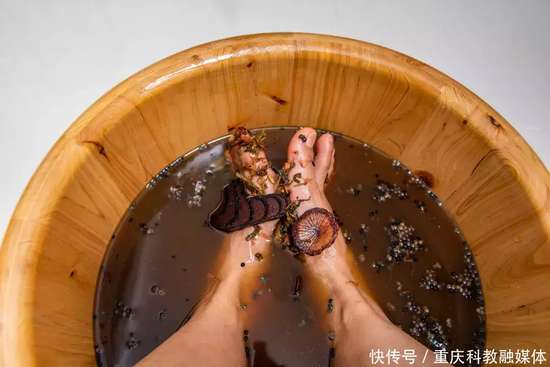 热水泡脚到底是养生还是伤身