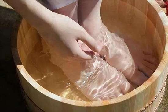 中医医生不建议每晚泡脚