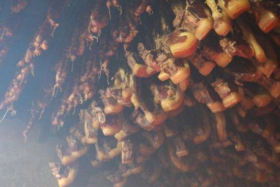 正宗瑶乡五花腊肉